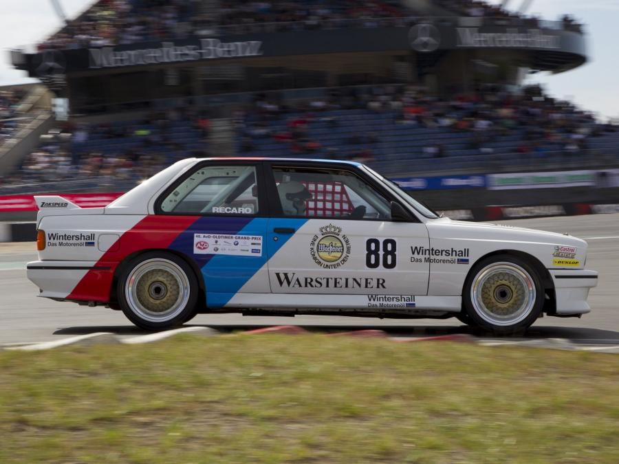  BMW M3 Group A 1987 года  (фото 8 из 20)